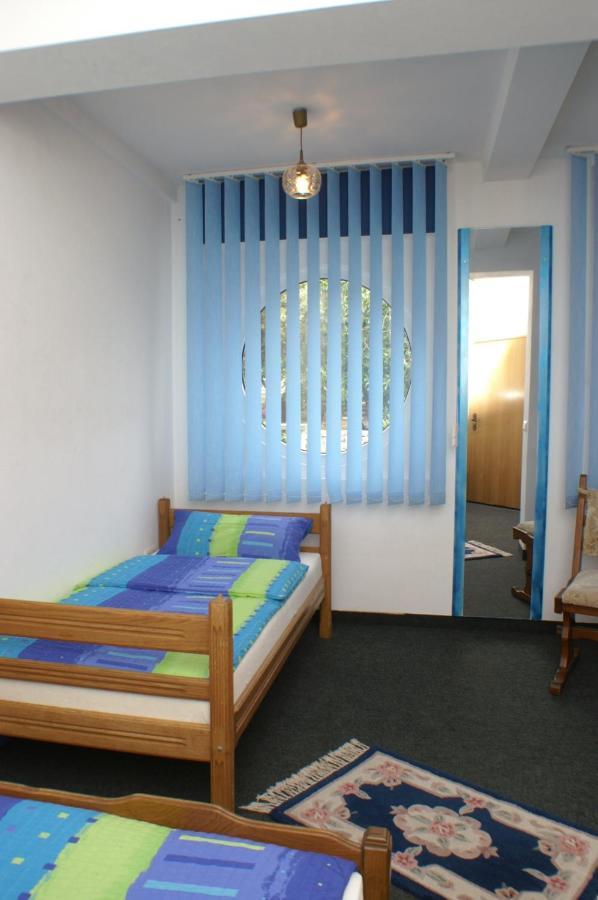 Apartments By The Sea Mandre, Pag - 4098 Ngoại thất bức ảnh
